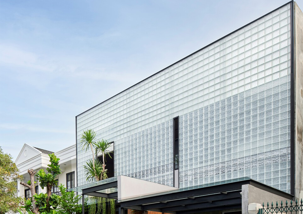 印度尼西亚雅加达玻璃砖折射住宅
