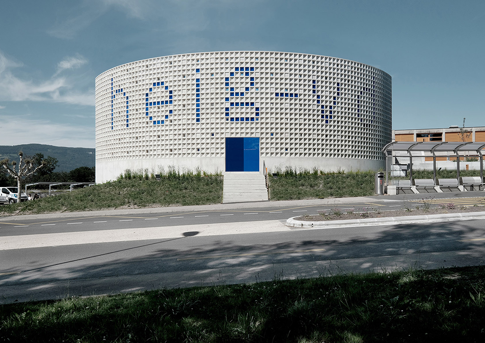 瑞士HEIG-VD工程管理高中主入口设计