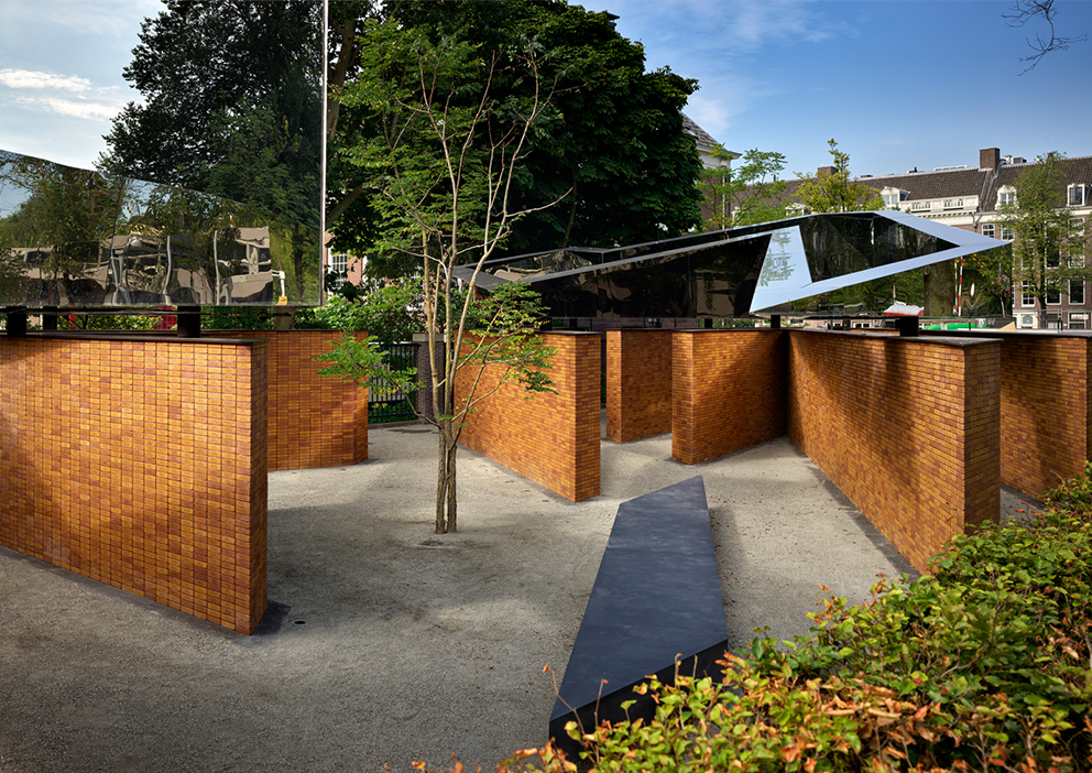 荷兰Public Space at Dutch Holocaust Memorial of Names