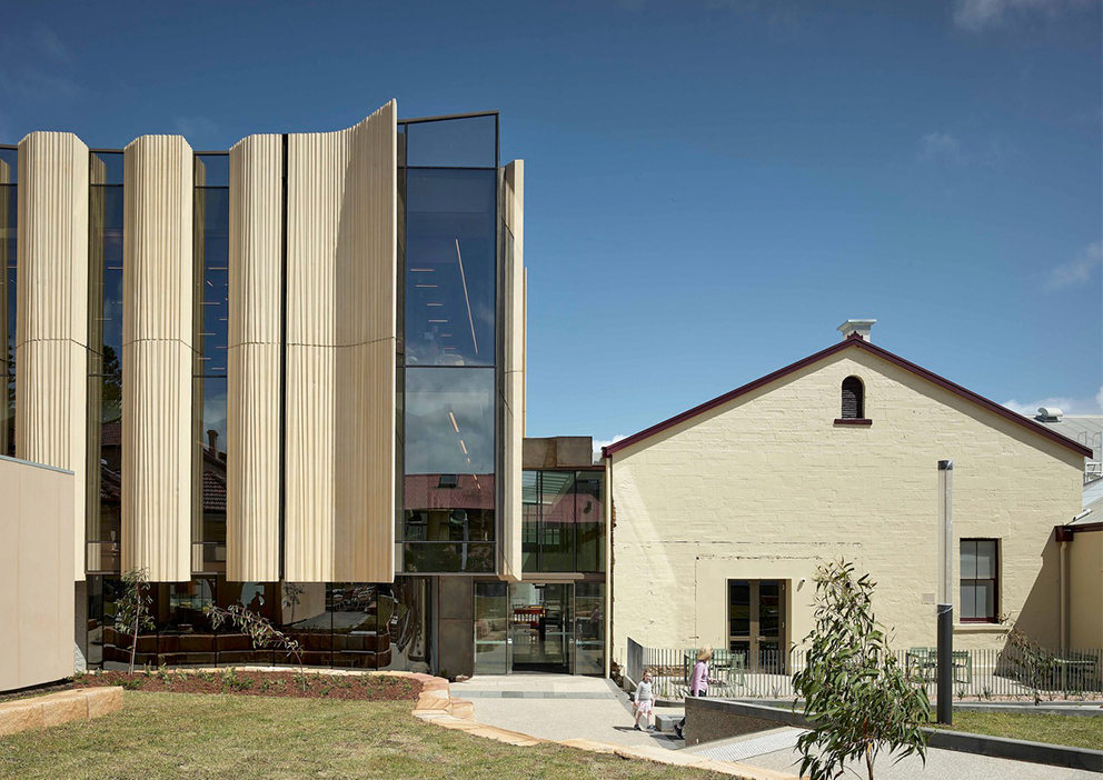 澳大利亚瓦南布尔图书馆与学习中心