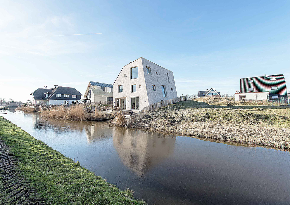荷兰海边住宅“我是一块岩石”